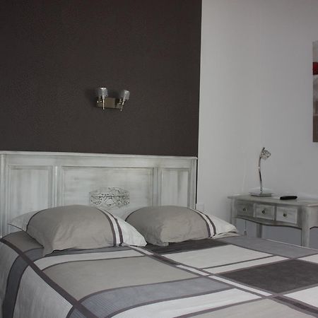 Hotel Le Midi Montaigu-de-Quercy Экстерьер фото